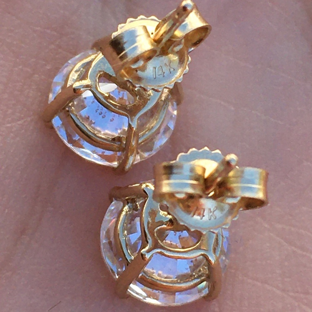 14k Solid Yellow Gold Round Solitaire Earrings - Picture 6 of 7